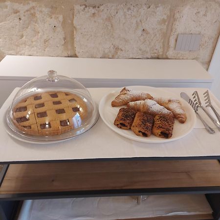 Palazzo Momi Bed & Breakfast Bari Dış mekan fotoğraf