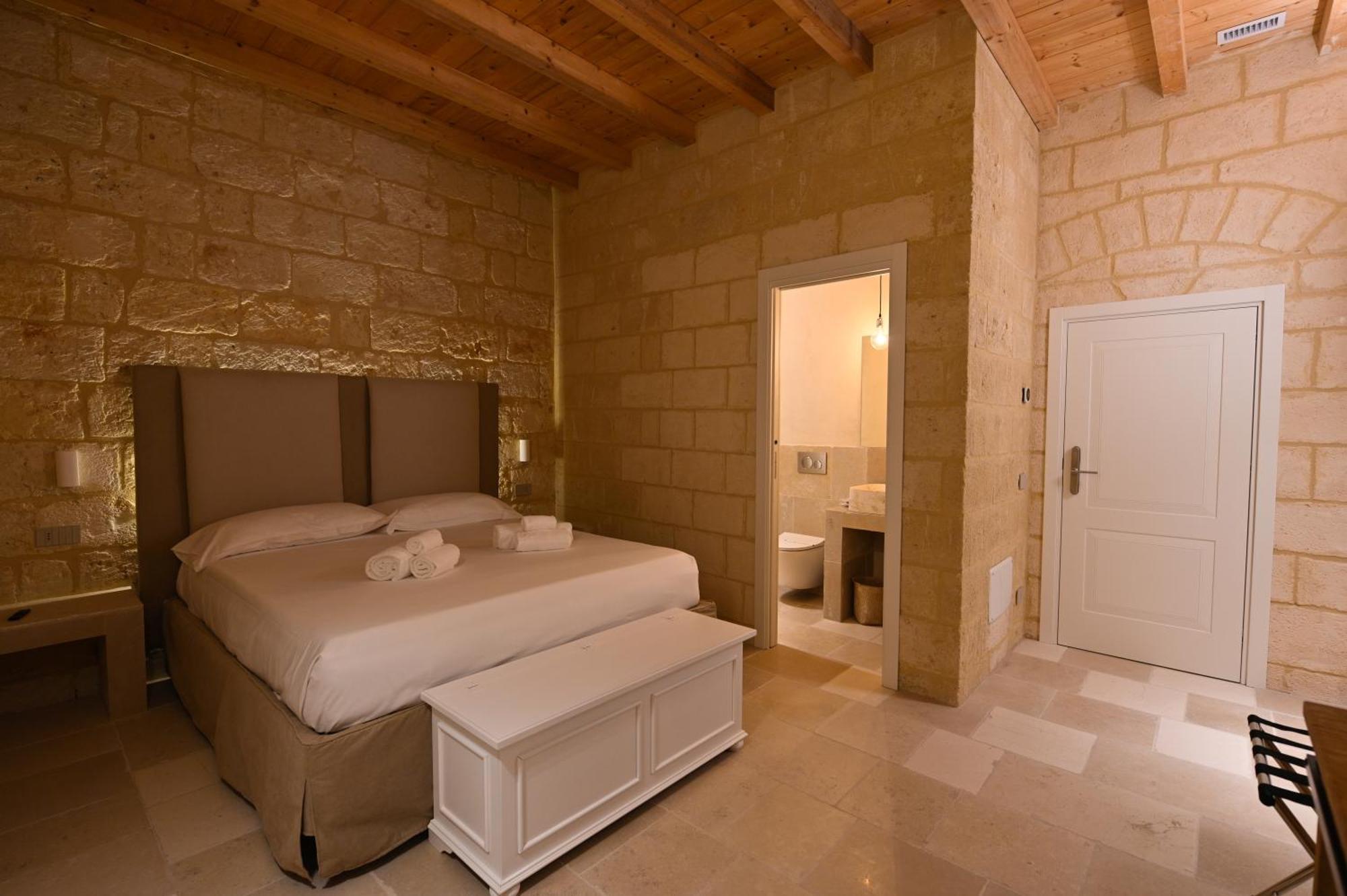 Palazzo Momi Bed & Breakfast Bari Dış mekan fotoğraf