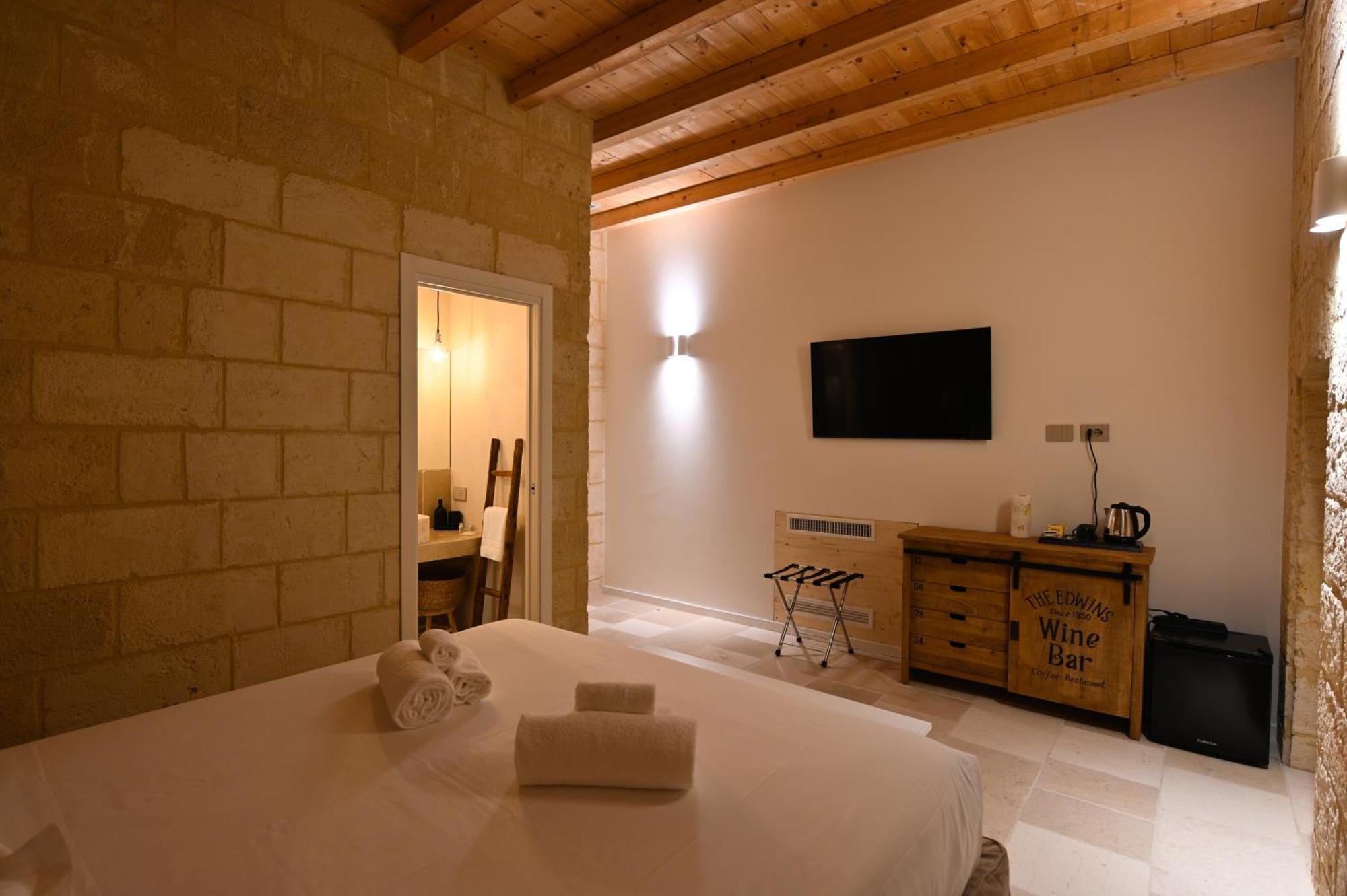 Palazzo Momi Bed & Breakfast Bari Dış mekan fotoğraf