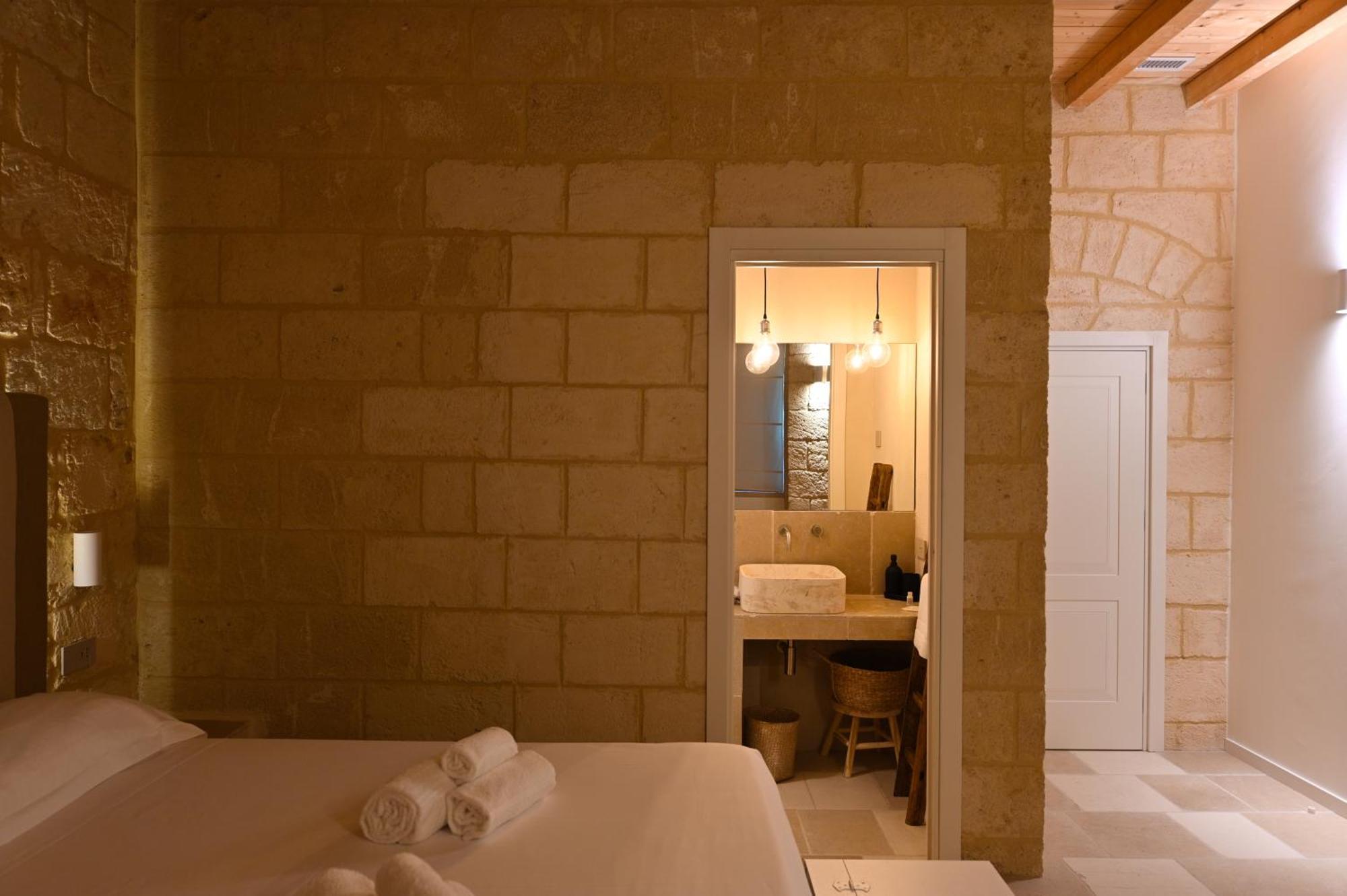 Palazzo Momi Bed & Breakfast Bari Dış mekan fotoğraf